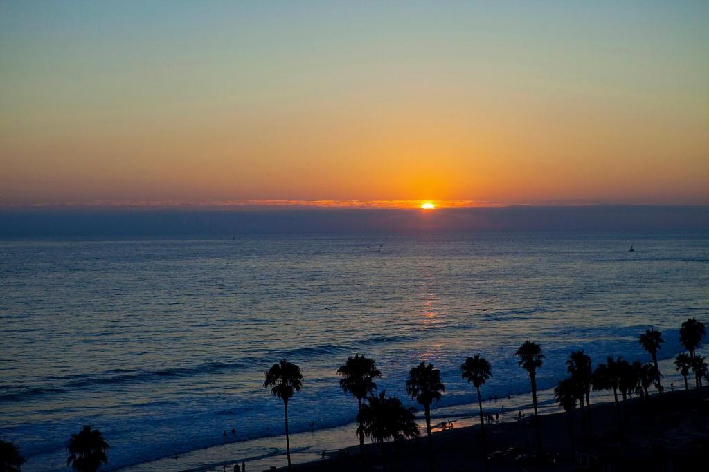 Club Wyndham Oceanside Pier Resort Esterno foto